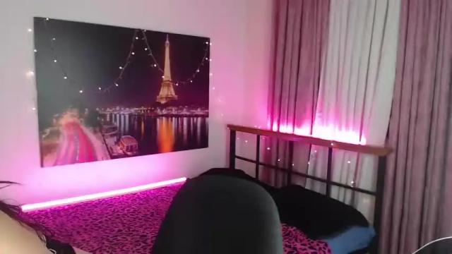 Image 3 of paulinamartinez_69 Stream on Chaturbate on 21 months ago