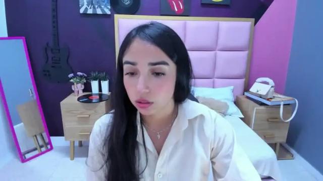 Image 8 of paulinatobon Stream on Chaturbate on 17 months ago