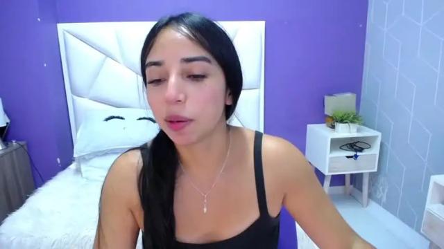 Image 11 of paulinatobon Stream on Chaturbate on 14 months ago