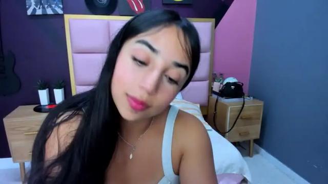 Image 6 of paulinatobon Stream on Chaturbate on 13 months ago