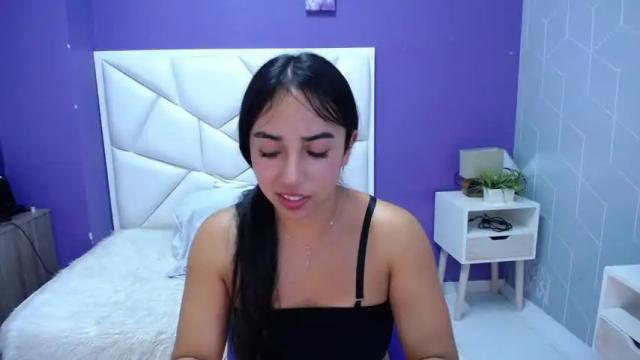 Image 3 of paulinatobon Stream on Chaturbate on 13 months ago