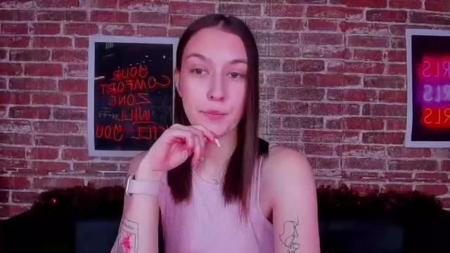 Image 7 of pauline_soul Stream on Chaturbate on 15 months ago