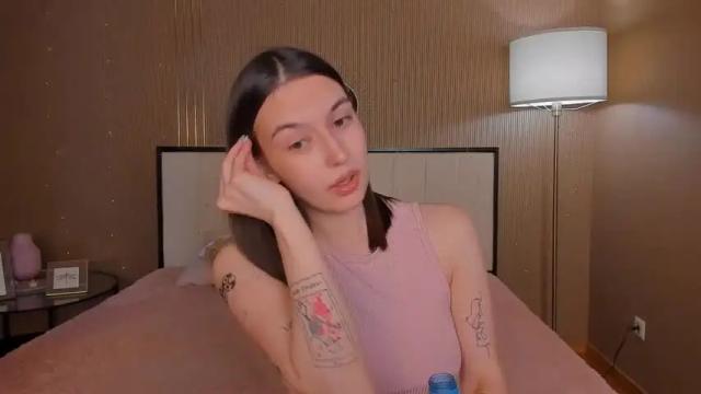 Image 4 of pauline_soul Stream on Chaturbate on 13 months ago