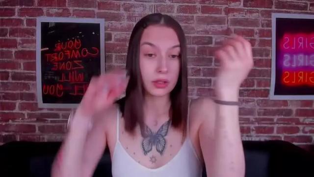 Image 2 of pauline_soul Stream on Chaturbate on 13 months ago