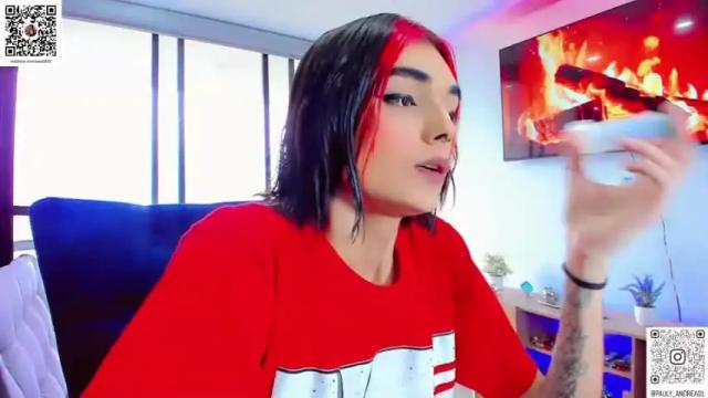 Image 4 of pauly_dolll Stream on Chaturbate on 21 months ago