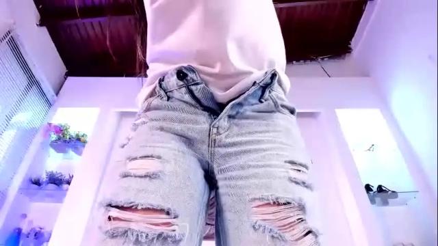 Image 2 of pauortiz Stream on Chaturbate on 1 month ago