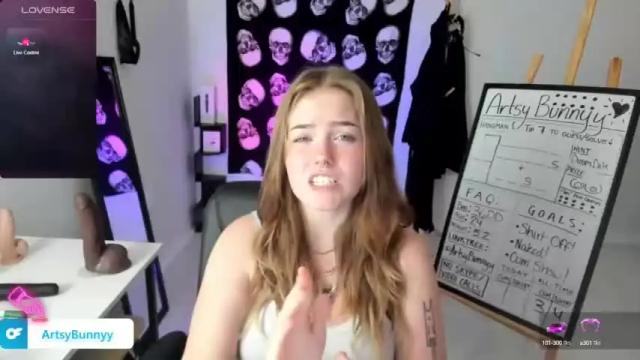 Image 7 of pawggoddess778 Stream on Chaturbate on 16 months ago