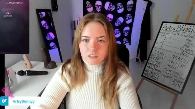 Image 3 of pawggoddess778 Stream on Chaturbate on 13 months ago