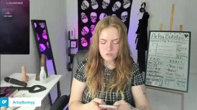 Image 4 of pawggoddess778 Stream on Chaturbate on 13 months ago