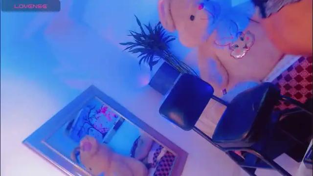 Image 11 of paytoncamila Stream on Chaturbate on 1 day ago