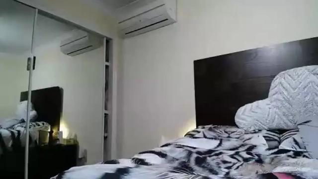 Image 2 of pe4chesncre4m Stream on Chaturbate on 20 months ago