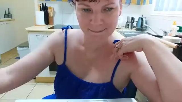 Image 3 of pe4chesncre4m Stream on Chaturbate on 19 months ago