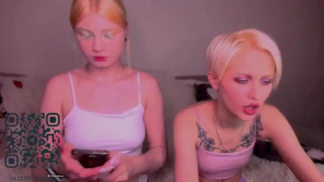 Image 2 of peace_duos Stream on Chaturbate on 19 months ago