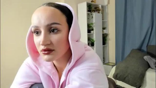 Image 7 of peacebenskin Stream on Chaturbate on 2 months ago