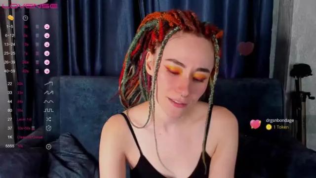 Image 10 of peach_fox Stream on Chaturbate on 19 months ago