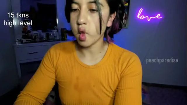 Image 7 of peach_paradisee Stream on Chaturbate on 1 month ago