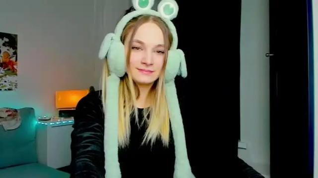 Thumbnail 1, peach_shaake's Stream at Chaturbate, 16 months ago