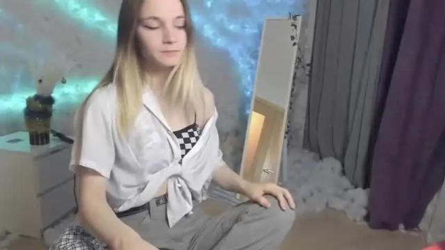 Thumbnail 2, peach_shaake's Stream at Chaturbate, 16 months ago