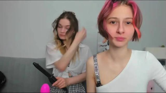 Image 10 of peach_shaake Stream on Chaturbate on 15 months ago