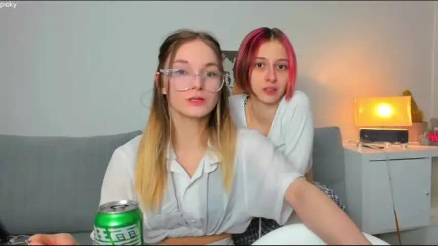 Image 8 of peach_shaake Stream on Chaturbate on 15 months ago
