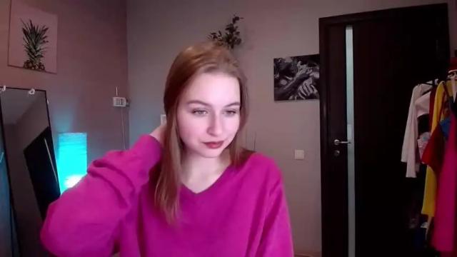 Image 12 of peach_sophie Stream on Chaturbate on 19 months ago