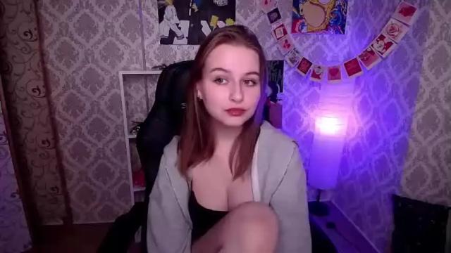 Image 4 of peach_sophie Stream on Chaturbate on 19 months ago