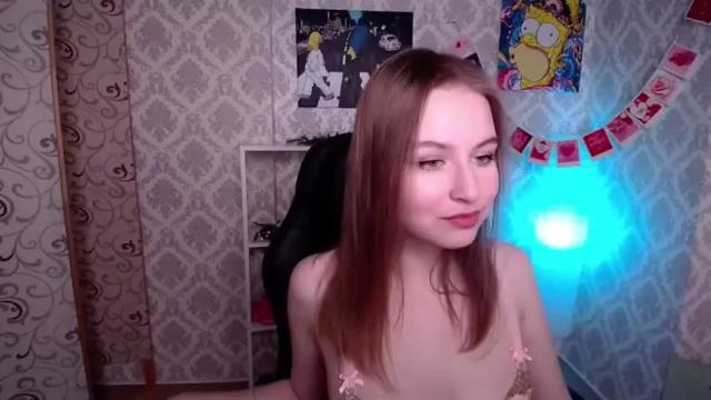 Image 4 of peach_sophie Stream on Chaturbate on 19 months ago