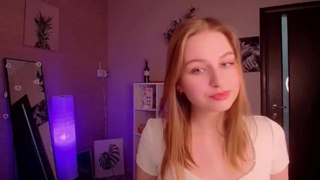 Image 6 of peach_sophie Stream on Chaturbate on 19 months ago