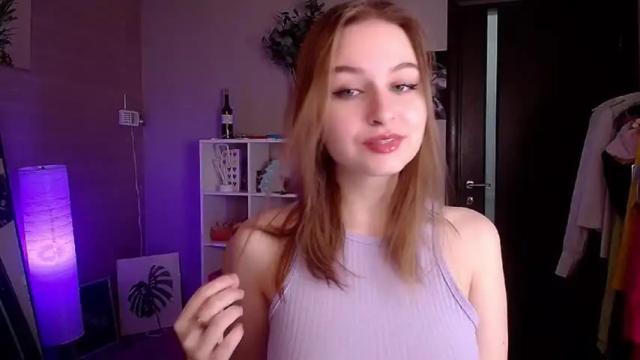 Image 3 of peach_sophie Stream on Chaturbate on 19 months ago