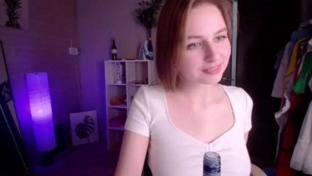 Image 8 of peach_sophie Stream on Chaturbate on 19 months ago