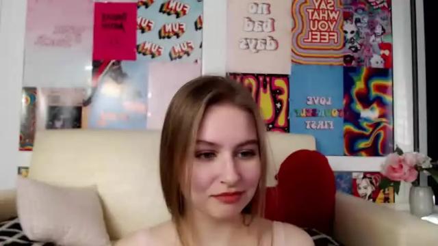 Image 6 of peach_sophie Stream on Chaturbate on 19 months ago