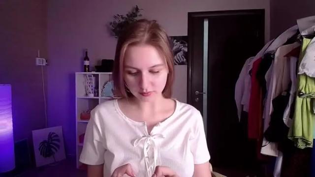 Image 2 of peach_sophie Stream on Chaturbate on 18 months ago