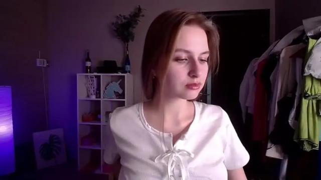 Image 3 of peach_sophie Stream on Chaturbate on 18 months ago