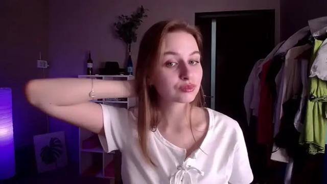 Image 6 of peach_sophie Stream on Chaturbate on 18 months ago