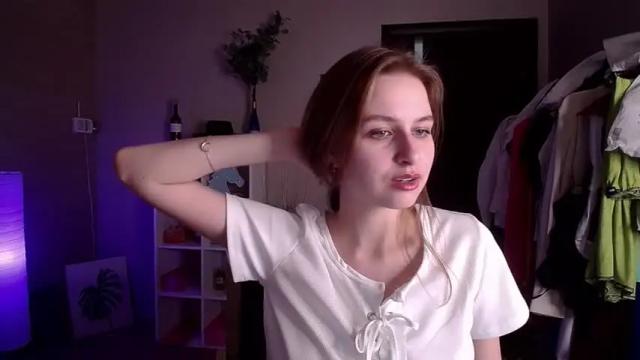 Image 7 of peach_sophie Stream on Chaturbate on 18 months ago
