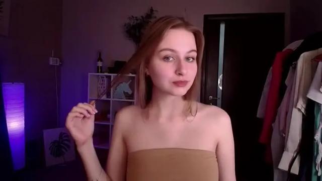 Image 12 of peach_sophie Stream on Chaturbate on 18 months ago