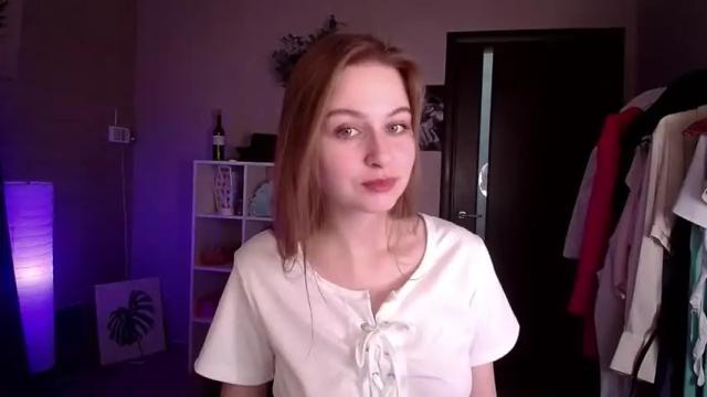 Image 2 of peach_sophie Stream on Chaturbate on 18 months ago