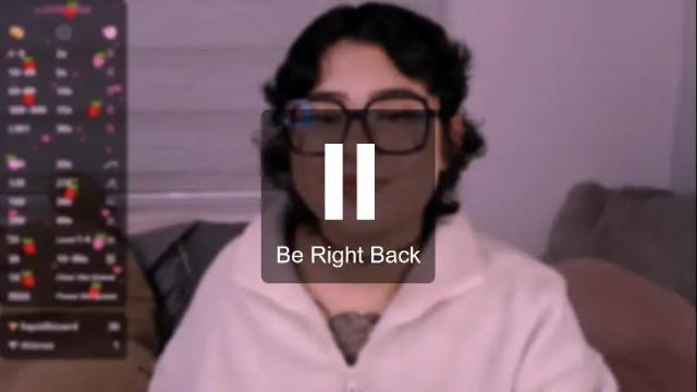 Image 11 of peachbald Stream on Chaturbate on 10 days ago