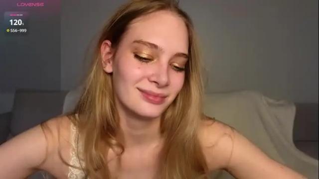 Thumbnail 3, peachcreamcouple's Stream at Chaturbate, 1 month ago