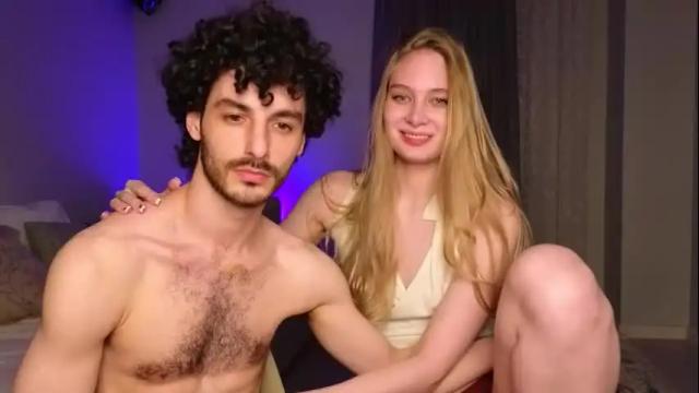 Image 4 of peachcreamcouple Stream on Chaturbate on 11 days ago