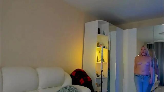 Image 8 of peachju1cy Stream on Chaturbate on 1 month ago