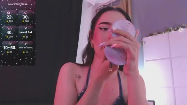 Image 6 of peachrose_ Stream on Chaturbate on 13 months ago