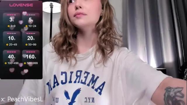 Image 6 of peachvibes Stream on Chaturbate on 1 month ago