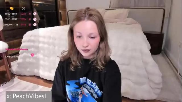 Image 8 of peachvibes Stream on Chaturbate on 28 days ago