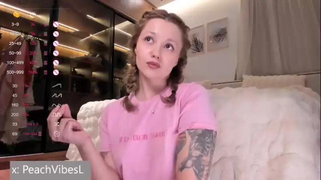 Image 7 of peachvibes Stream on Chaturbate on 23 days ago
