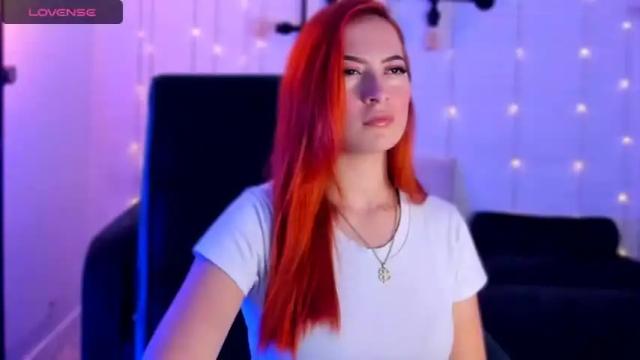 Image 12 of pear_moon Stream on Chaturbate on 14 months ago