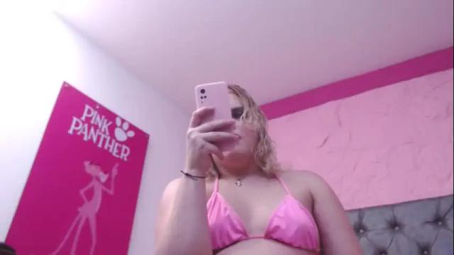 Image 2 of pearl_michelts Stream on Chaturbate on 11 days ago