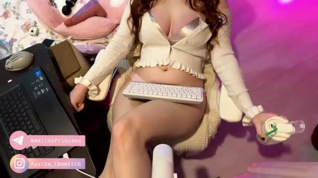 Image 7 of pearl_princess_ Stream on Chaturbate on 16 months ago