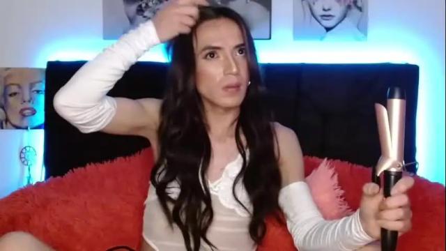 Image 3 of pearlatin Stream on Chaturbate on 7 months ago