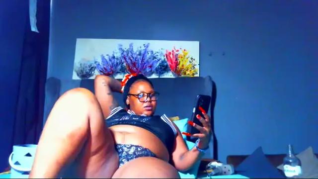 Image 10 of pearlblu38 Stream on Chaturbate on 26 days ago